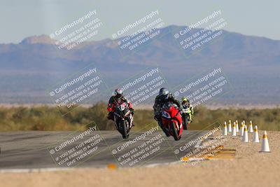 media/Dec-17-2023-CVMA (Sun) [[bf0c04832d]]/Race 1 Supersport Open/